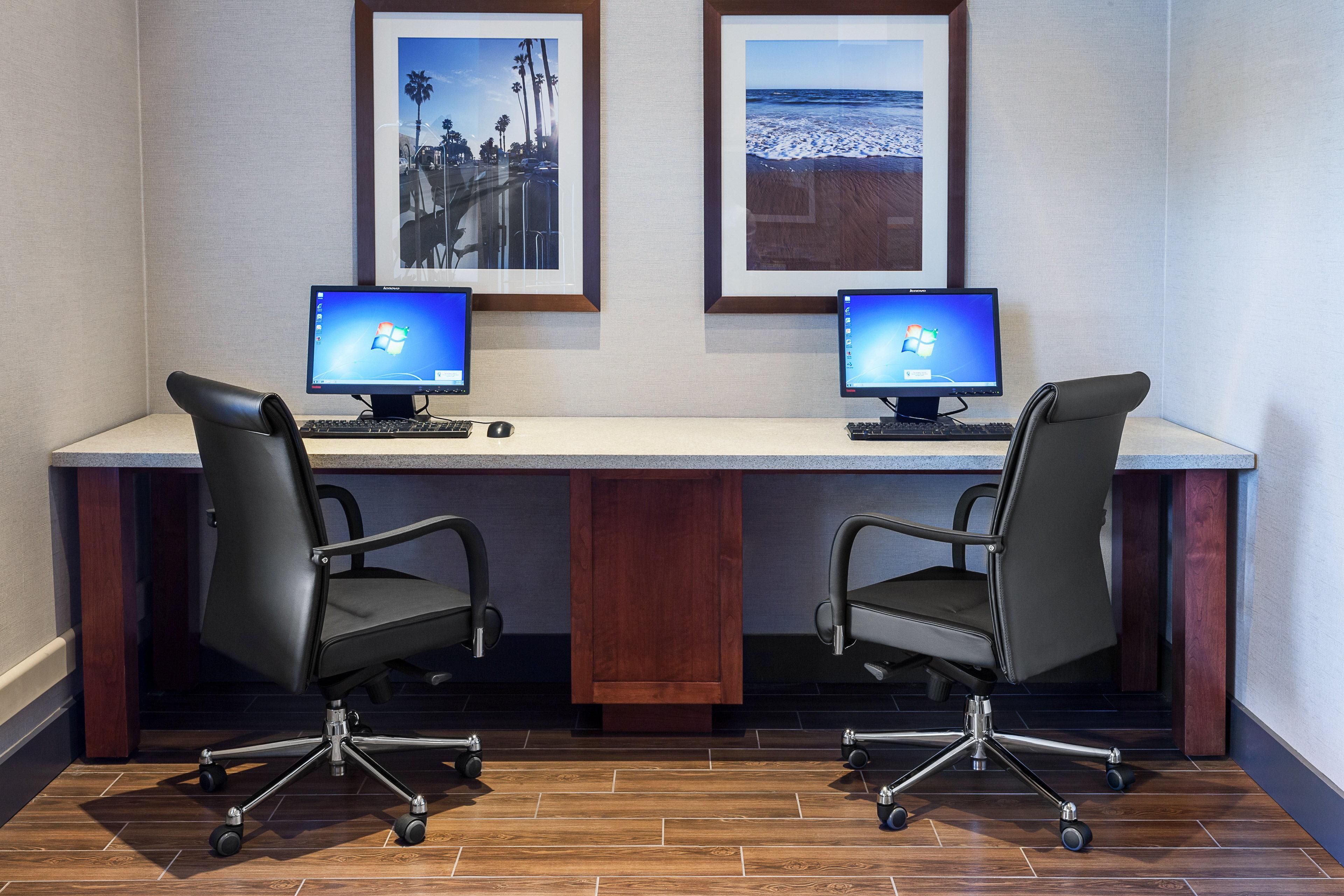 Holiday Inn Express & Suites Carpinteria By Ihg Eksteriør billede